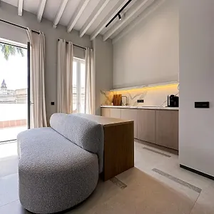 https://casa-monti-sherry-suites-a.hotelsincadiz.net