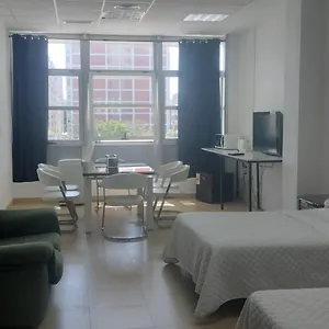 https://apartamentos-bahia-de.hotelsincadiz.net